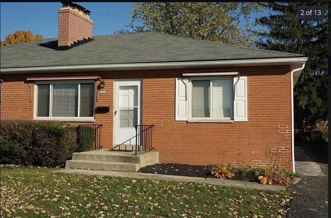 2944 Mt Holyoke Rd in Upper Arlington, OH - Building Photo - Building Photo