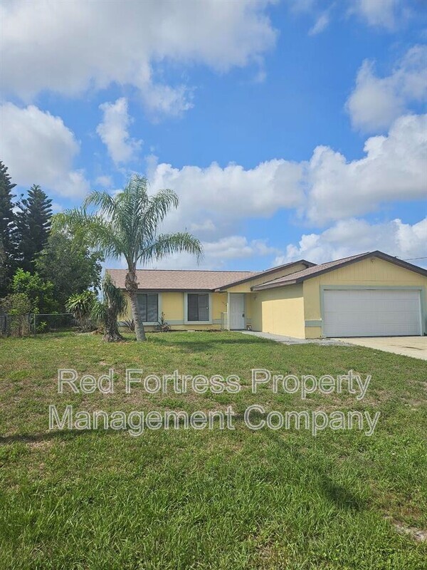 property at 1424 SE 11th St