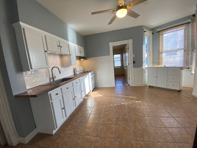 3137 16th Ave S in Minneapolis, MN - Building Photo - Building Photo