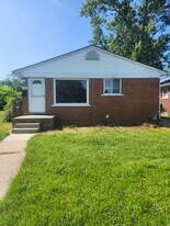 29841 Oakwood St in Inkster, MI - Building Photo