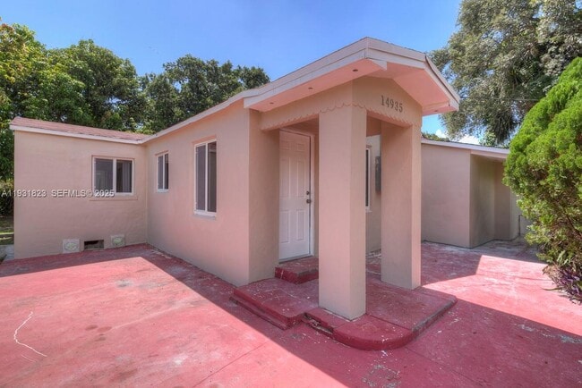 14935 NE 11th Ct in Miami, FL - Building Photo - Building Photo