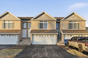 1275 Penny Ln in Dekalb, IL - Building Photo