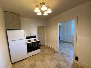 6 Reese Ave in Lancaster, PA - Building Photo - Building Photo