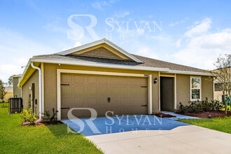 5967 Crosby Lk Wy E in Macclenny, FL - Building Photo - Building Photo