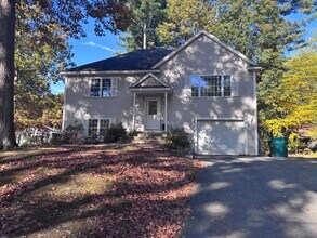 42 Tavern Rd in Groton, MA - Building Photo - Building Photo