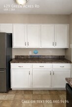 429 Green Acres Rd in Memphis, TN - Building Photo - Building Photo