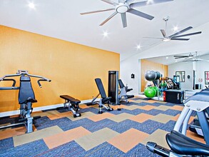 Aspire Thunderbird in Glendale, AZ - Building Photo - Building Photo