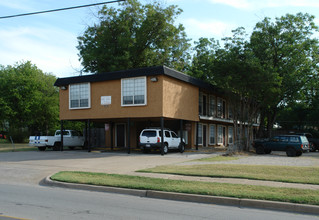 The Tate in Dallas, TX - Building Photo - Building Photo