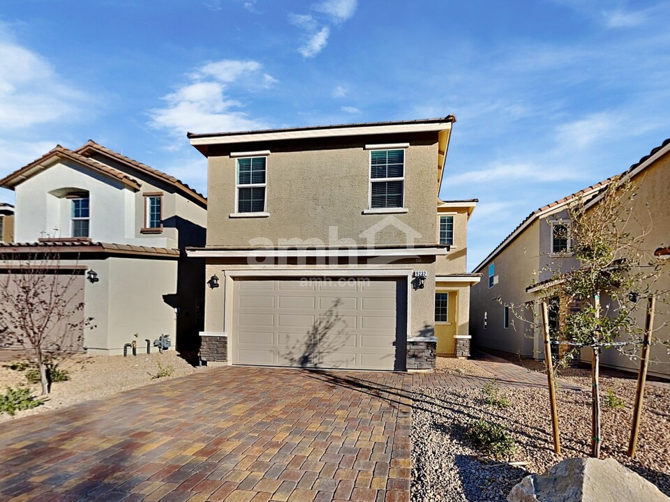 9232 W Naples Dr in Las Vegas, NV - Building Photo