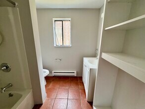 70 Weber St in Bridgeport, CT - Building Photo - Building Photo