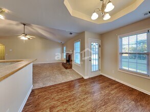 521 San Dra Way in Monroe, GA - Foto de edificio - Building Photo