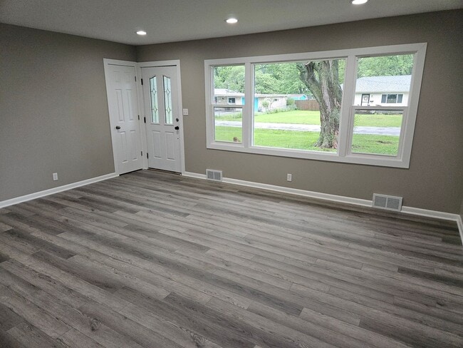 1259 E Berkeley St in Springfield, MO - Building Photo - Building Photo