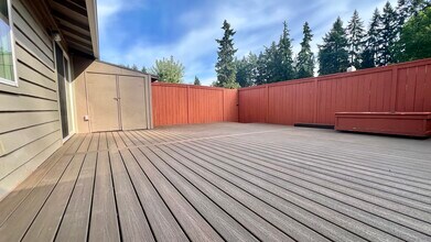 712 126th Ave NE, Unit Rambler Style Condo in Bellevue, WA - Foto de edificio - Building Photo