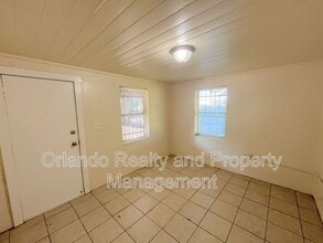 1235 1/2 W Cypress St in Orlando, FL - Building Photo - Building Photo