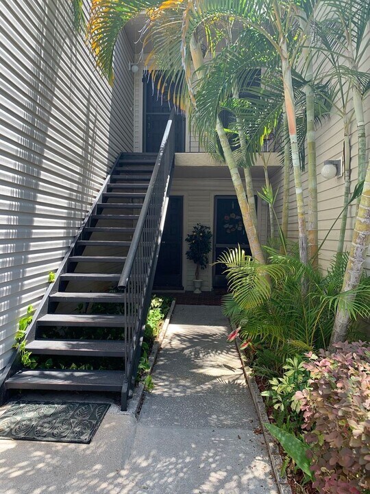 7821 Niagara Ave in Tampa, FL - Building Photo