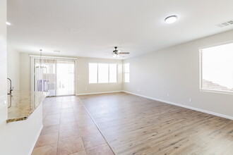 1682 S Penrose Dr in Gilbert, AZ - Building Photo - Building Photo