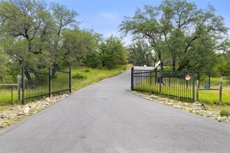 5834 Fall Creek Rd in Spicewood, TX - Building Photo - Building Photo