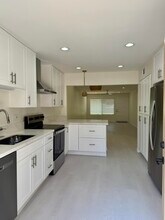 47965 Oasis Ct in Palm Desert, CA - Building Photo - Building Photo