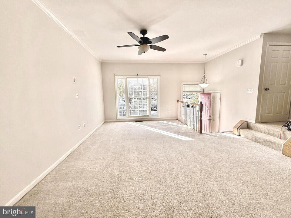 3362 Nadia Loop in Woodbridge, VA - Building Photo