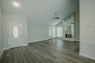 3411 Hollandale Dr in Houston, TX - Building Photo - Building Photo