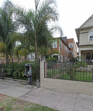 819 Beacon Ave in Los Angeles, CA - Building Photo - Building Photo