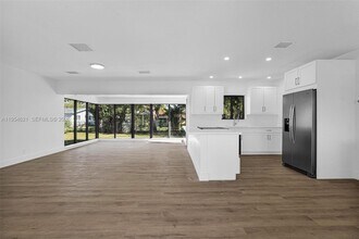 211 S 57th Terrace in Hollywood, FL - Building Photo - Building Photo