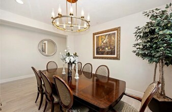 35775 Garrano Ln in Fallbrook, CA - Building Photo - Building Photo