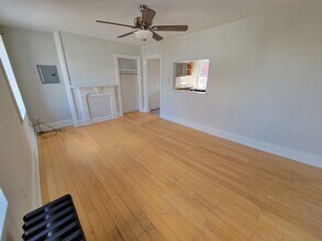 1863 Frankford Ave, Unit #3 in Philadelphia, PA - Foto de edificio - Building Photo