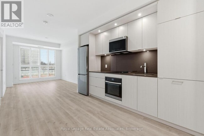 property at 25 Cordova Ave