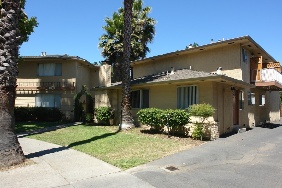 1689 De Marietta Ave in San Jose, CA - Building Photo