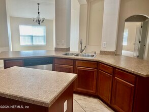 13407 Devan Lee Dr E in Jacksonville, FL - Building Photo - Building Photo