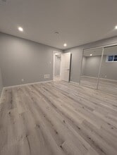 301 St Lawrence St in Whitby, ON - Building Photo - Building Photo