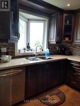 29 Fanshawe Dr in Brampton, ON - Building Photo - Building Photo