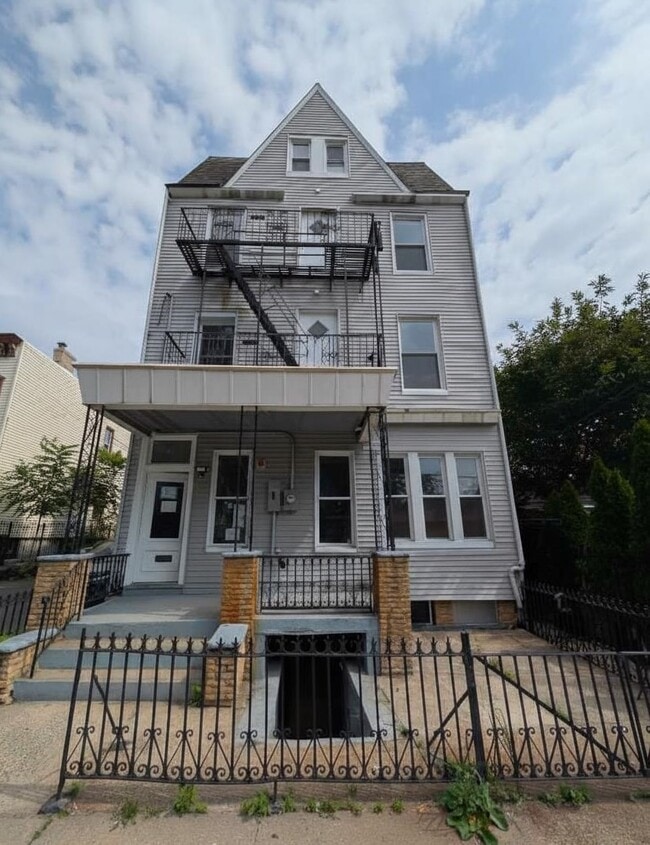 property at 10 Sherman Pl