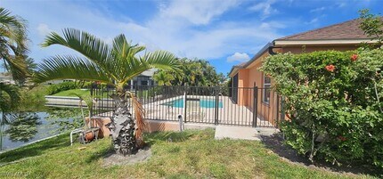 826 SW 32nd Terrace in Cape Coral, FL - Building Photo - Building Photo