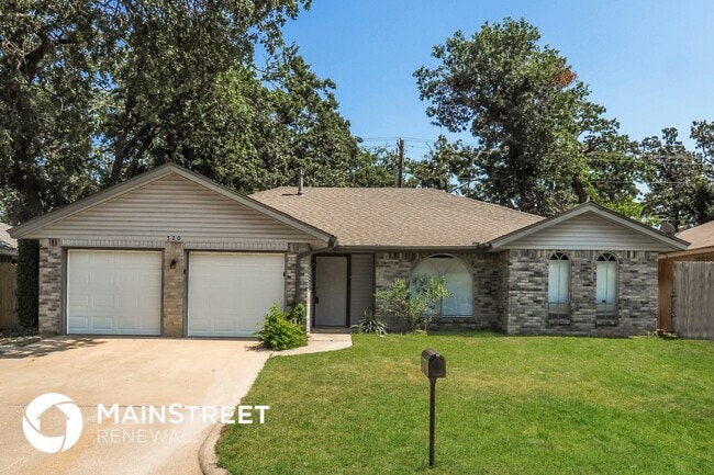 property at 720 N Markwell Ave