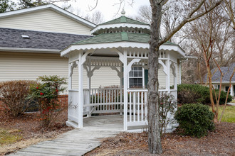 Hillside in Lincolnton, NC - Foto de edificio - Building Photo