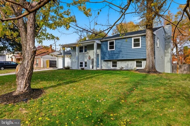 6906 Berkshire Dr in Temple Hills, MD - Building Photo - Building Photo