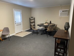 5174 Hamilton Middletown Rd, Unit 2 in West Chester, OH - Building Photo - Building Photo