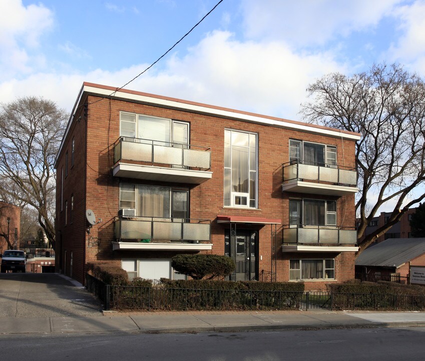 25 Windermere Ave in Toronto, ON - Building Photo