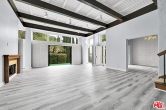 1713 Queens Ct in Los Angeles, CA - Building Photo - Building Photo