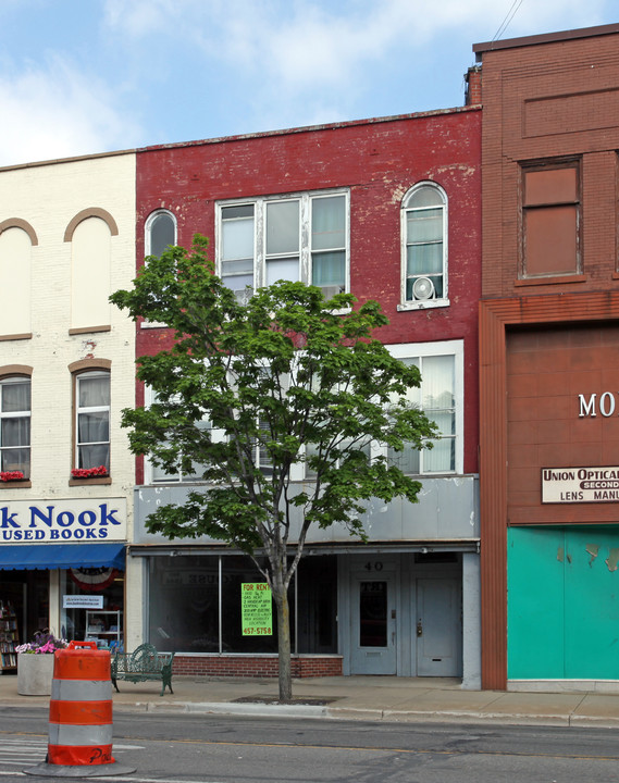 40 S Monroe St in Monroe, MI - Building Photo