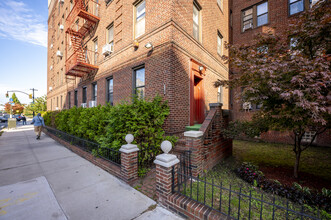 110 Shore Blvd in Brooklyn, NY - Building Photo - Building Photo