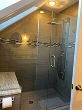 3249 N Hoyne Ave, Unit 3 in Chicago, IL - Building Photo - Building Photo