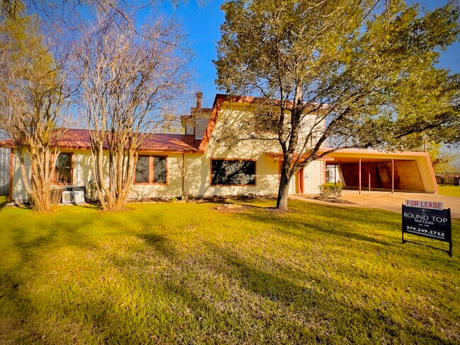 property at 114 Hollaway St