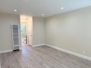 1226 CA-1 in San Mateo, CA - Building Photo - Building Photo