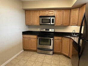 375 Salt Point Turnpike in Poughkeepsie, NY - Building Photo - Building Photo