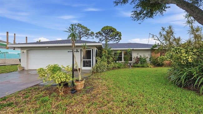 1329 Nantucket Rd