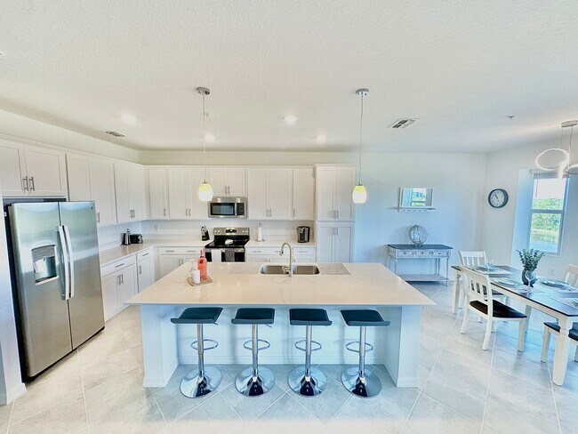 14141 Heritage Landing Blvd, Unit Florida Serenity Style in Punta Gorda, FL - Building Photo - Building Photo