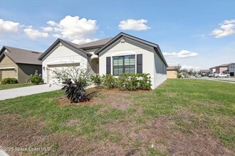 560 Lumber Jack Pl in Cocoa, FL - Building Photo - Building Photo